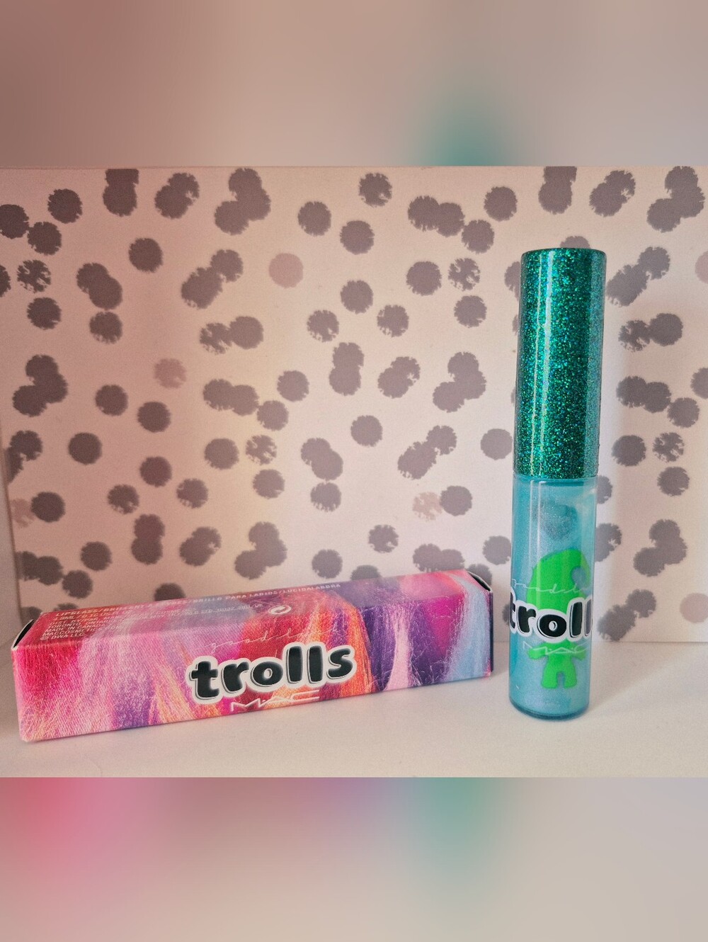 🎁🆓️ MAC Cosmetics Trolls Shimmery Teal Lip Gloss TWERKQUOISE lipglass
